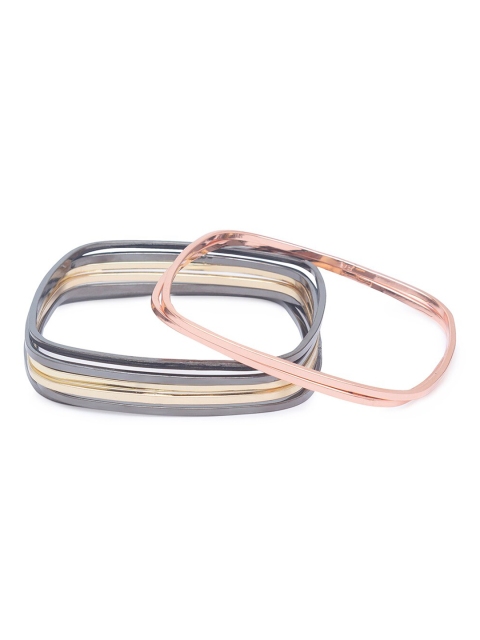 

Globus Set Of 8 Gold-Plated Bangle-Style Bracelet