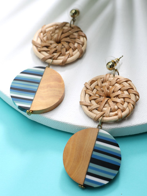 

STREET 9 Beige & Blue Circular Drop Earrings