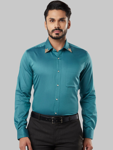 

Raymond Men Green Regular Fit Solid Formal Shirt
