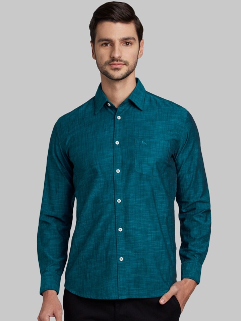 

Parx Men Teal Slim Fit Solid Casual Shirt
