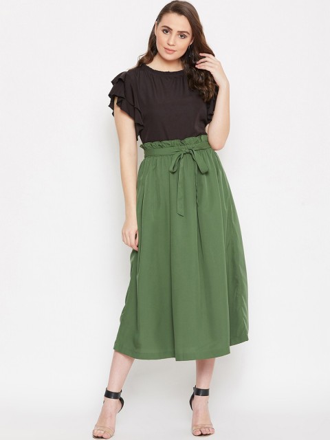 

Bitterlime Women Black & Green Solid Top with Skirt