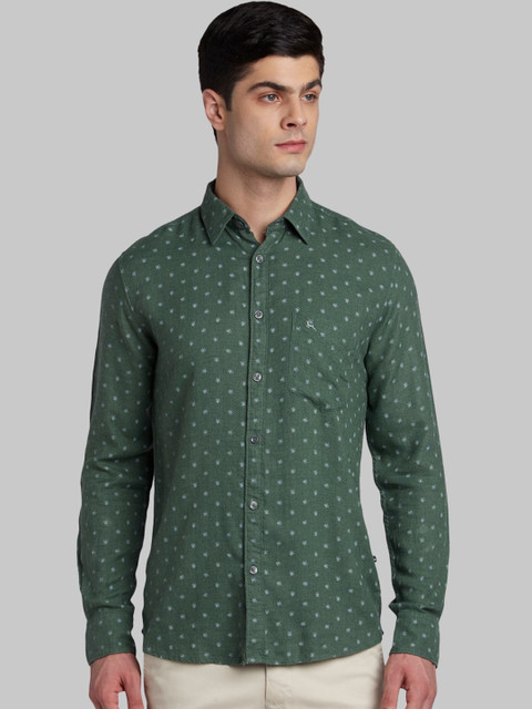 

Parx Men Green Slim Fit Printed Casual Shirt