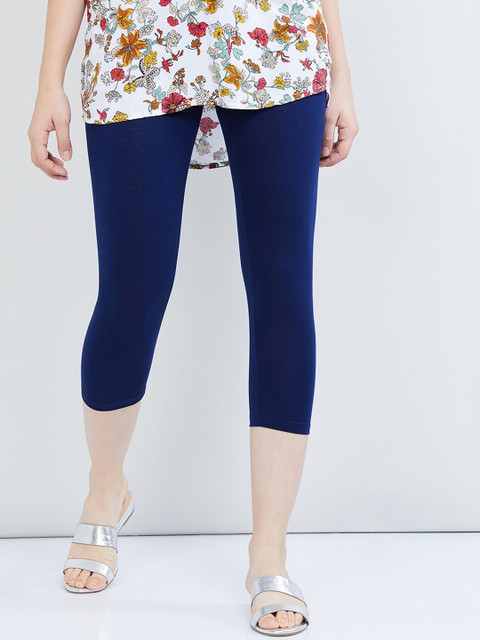 

max Women Navy Blue Solid Three-Fourth Length Leggings