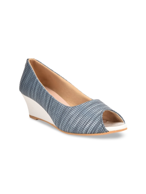 

SALARIO Women Blue Printed Peep Toes