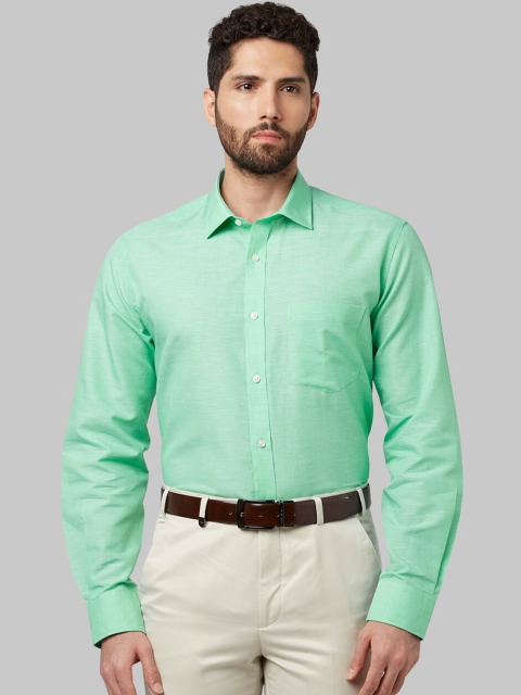 

Park Avenue Men Green Regular Fit Solid Formal Shirt