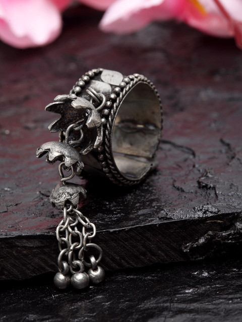 

Moedbuille Oxidised Brass Silver-Plated Tribal Design Antique Adjustable Finger Ring