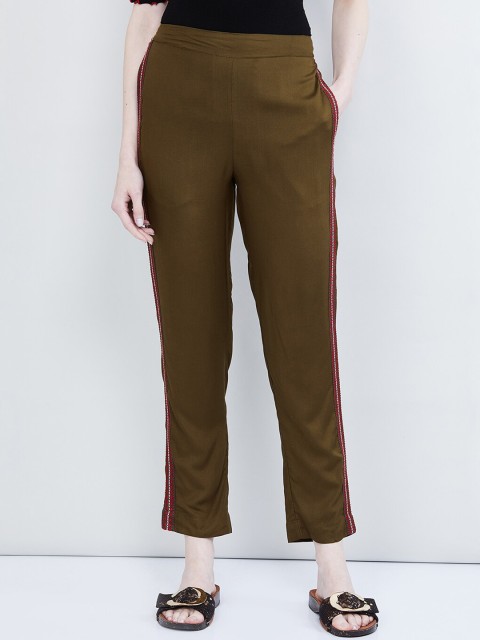 

max Women Olive Green Regular Fit Solid Regular Trousers