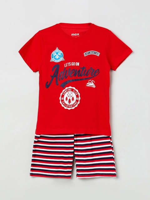 

max Boys Red Printed Night Suit