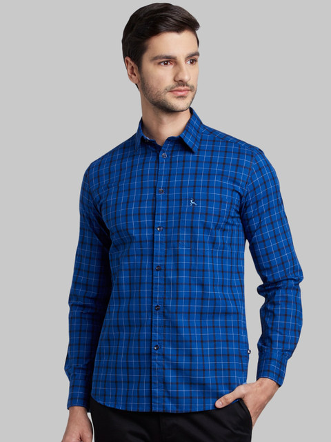 

Parx Men Blue Slim Fit Checked Casual Shirt