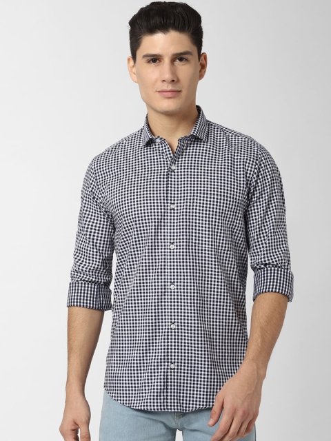 

Peter England Men Black & White Slim Fit Checked Casual Shirt