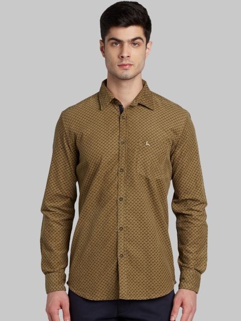 

Parx Men Olive Brown Slim Fit Printed Casual Shirt