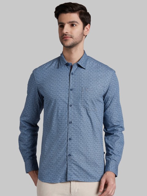 

Parx Men Blue Slim Fit Printed Casual Shirt