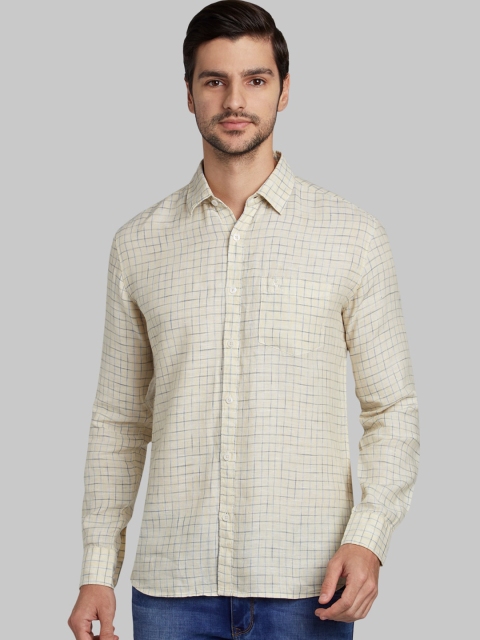 

Parx Men Beige & Grey Slim Fit Checked Casual Shirt