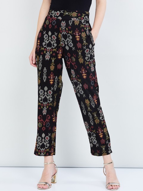 

max Women Black & Off-White Regular Fit Printed Culottes