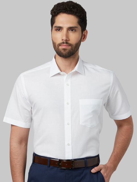 

Park Avenue Men White Regular Fit Solid Formal Shirt