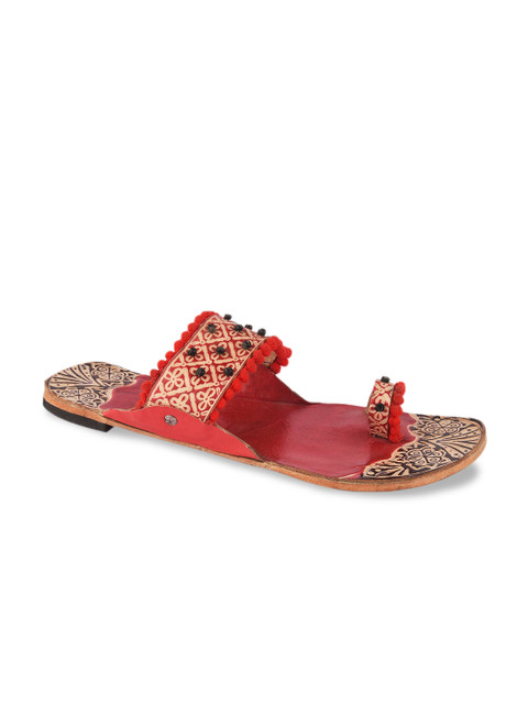

DESI COLOUR Women Red Printed Leather One Toe Flats