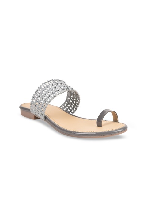 

SALARIO Women Grey Woven Design PU One Toe Flats