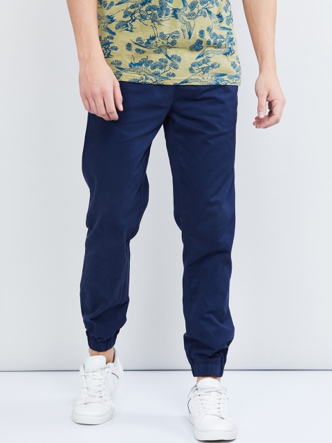 

max Men Blue Regular Fit Solid Joggers