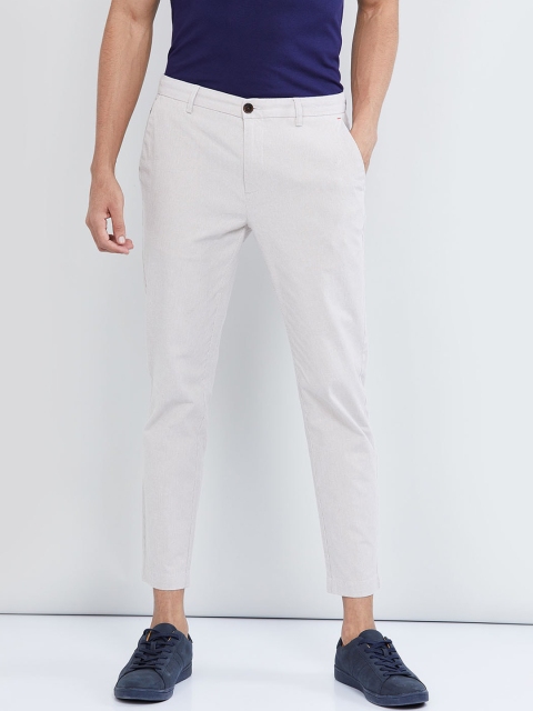 

max Men Cream-Coloured Regular Fit Solid Regular Trousers