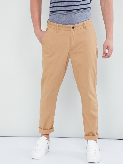 

max Men Khaki Regular Fit Solid Regular Trousers