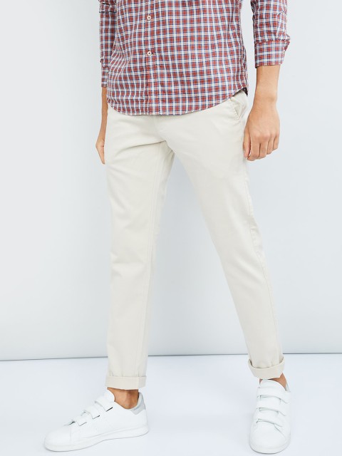 

max Men Beige Regular Fit Solid Regular Trousers