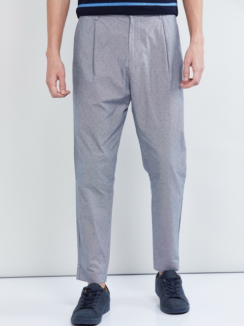 

max Men Grey Regular Fit Solid Regular Trousers