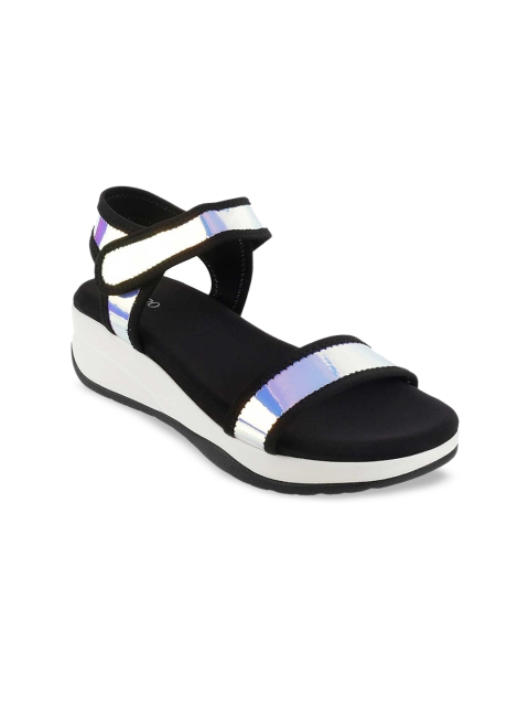

Metro Girls Black Solid Heels