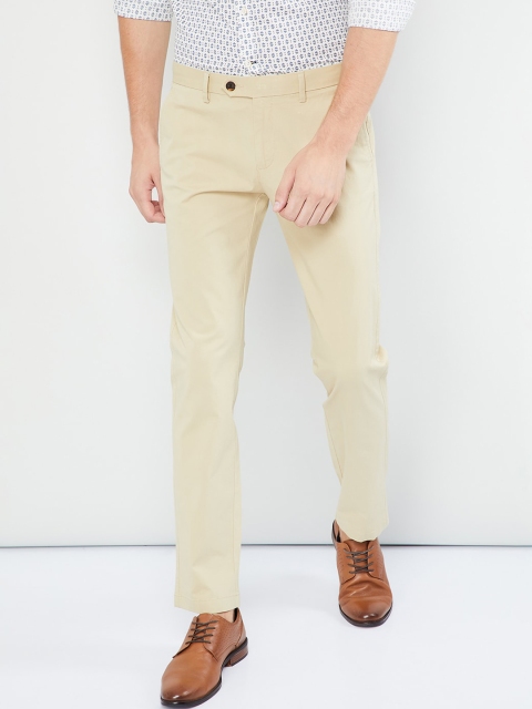 

max Men Beige Skinny Fit Solid Regular Trousers