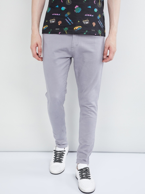 

max Men Grey Regular Fit Solid Chinos
