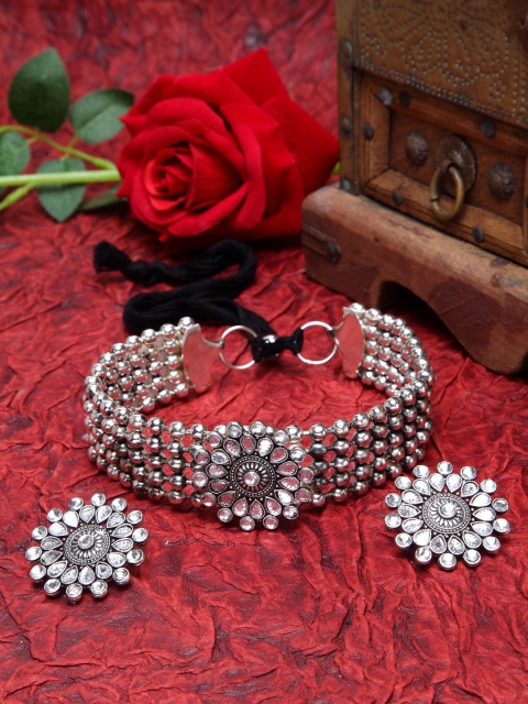 

Moedbuille Brass-Plated & Silver-Toned Artificial Stones & Beads Filigree Work Jewellery Set