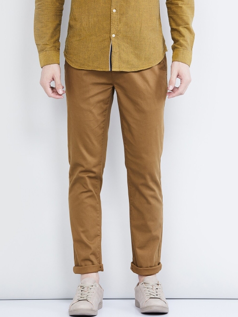 

max Men Khaki Regular Fit Self Design Chinos