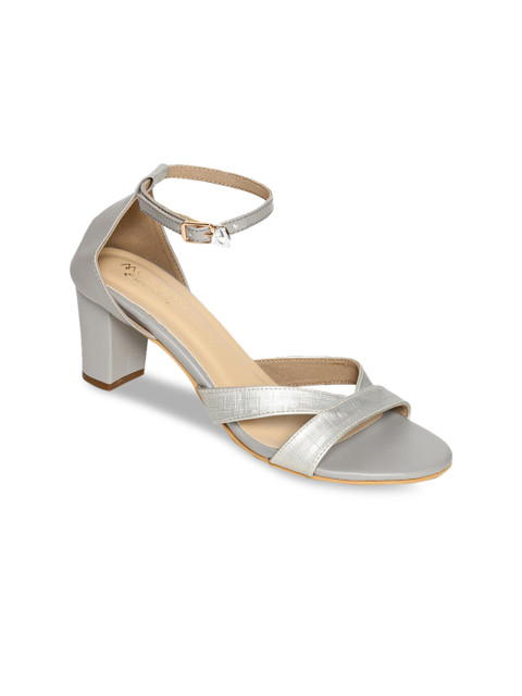 

Monrow Women Silver-Toned Solid Heels