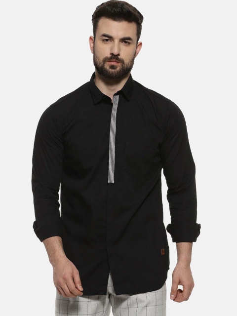

Campus Sutra Men Black Regular Fit Solid Casual Shirt