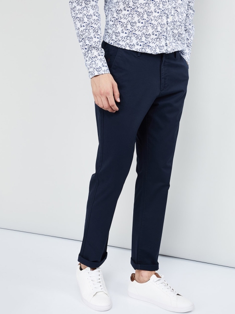 

max Men Blue Regular Fit Solid Chinos