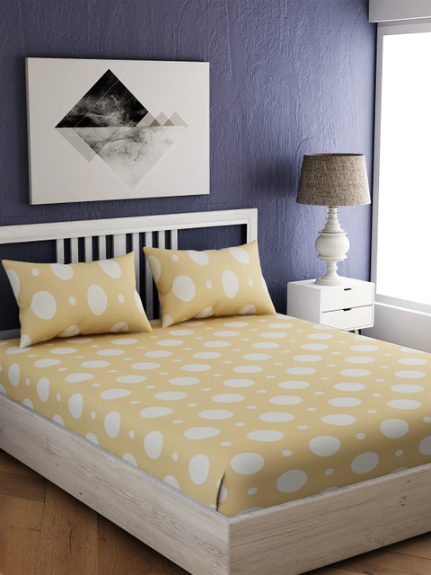 

EverHOME Beige Geometric 144 TC Cotton 1 Queen Bedsheet with 2 Pillow Covers
