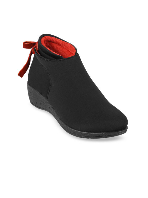 

Metro Girls Black Woven Design Mid Top Heeled Boots