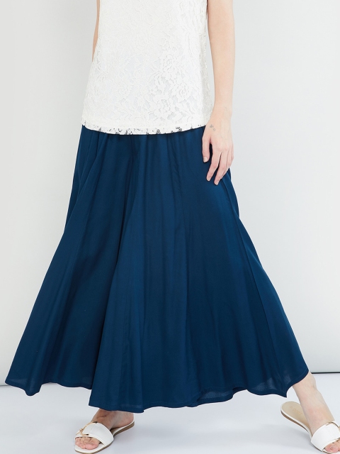 

max Women Blue Solid Flared Palazzos
