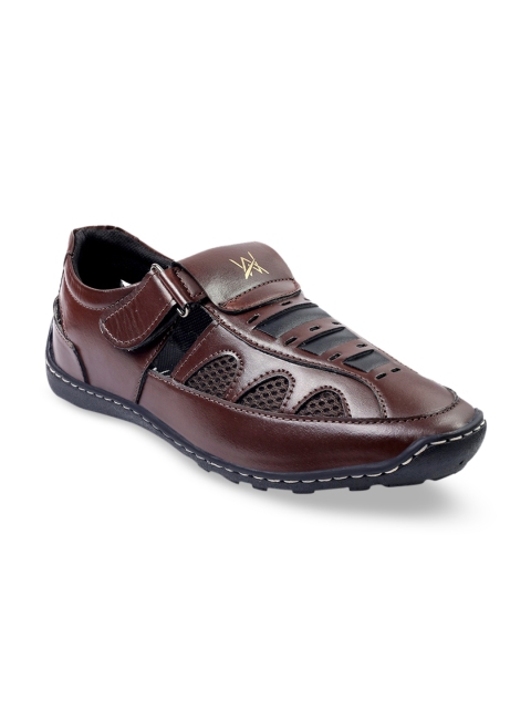 

Woakers Men Brown Solid Leather Sports Sandals