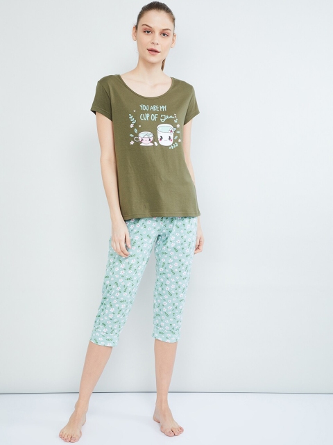 

max Women Green & Blue Printed Night suit
