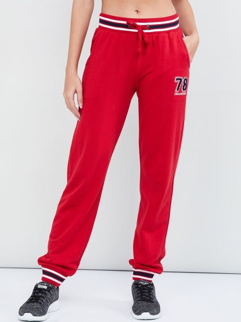 

max Women Red Solid Slim-Fit Track Pants