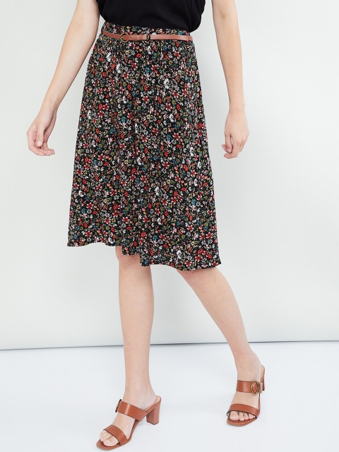 

max Women Black & Red Printed A-Line Skirt