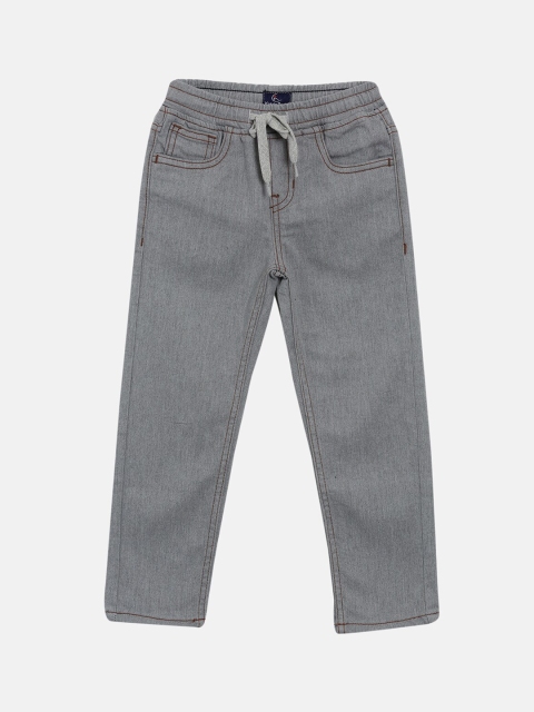 

KiddoPanti Boys Grey Regular Fit Mid-Rise Clean Look Jeans