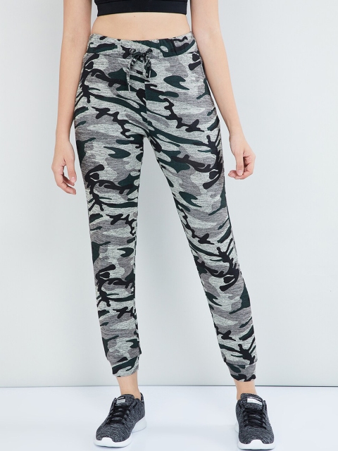 

max Women Grey Camouflage Printed joggers