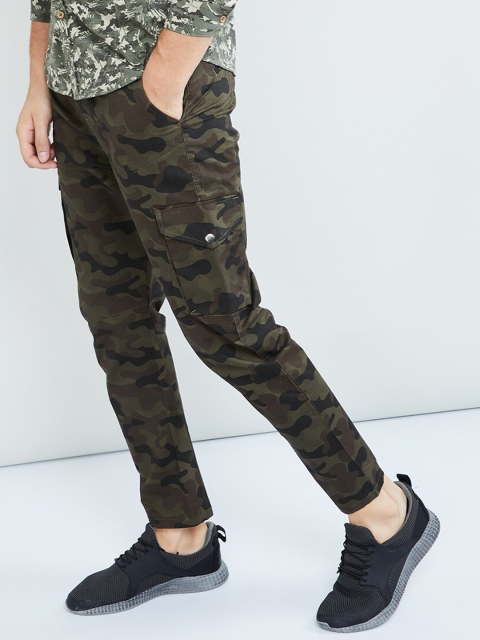 max Men Olive Green Regular Fit Camouflage Printed Joggers