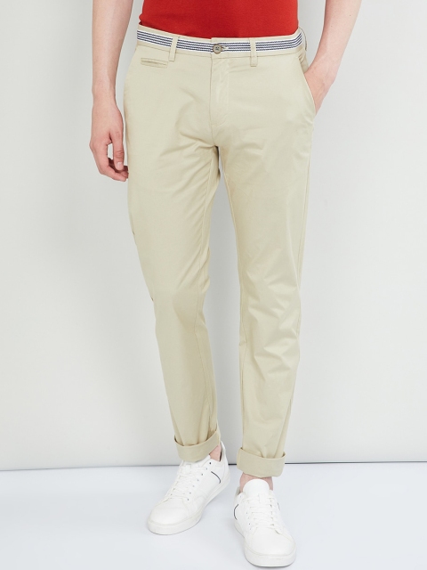 

max Men Beige Regular Fit Solid Chinos
