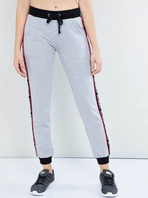 

max Women Grey Melange Solid Slim-Fit Joggers