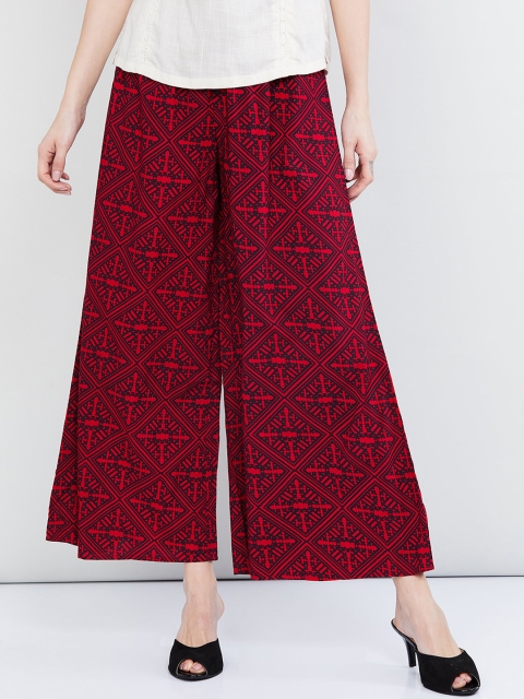 

max Women Red Printed Wide Leg Palazzos