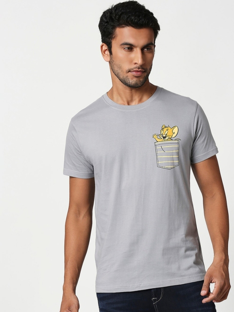 

Bewakoof Men Grey & Yellow Pocket Jerry Print T-shirt
