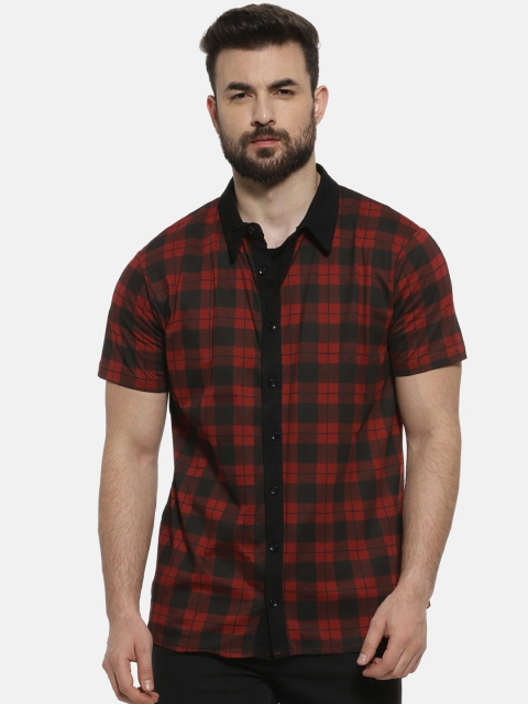 

Campus Sutra Men Red & Black Regular Fit Checked Casual Shirt