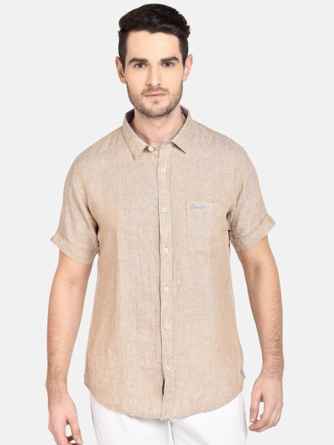 

Basics Men Beige Slim Fit Solid Casual Shirt